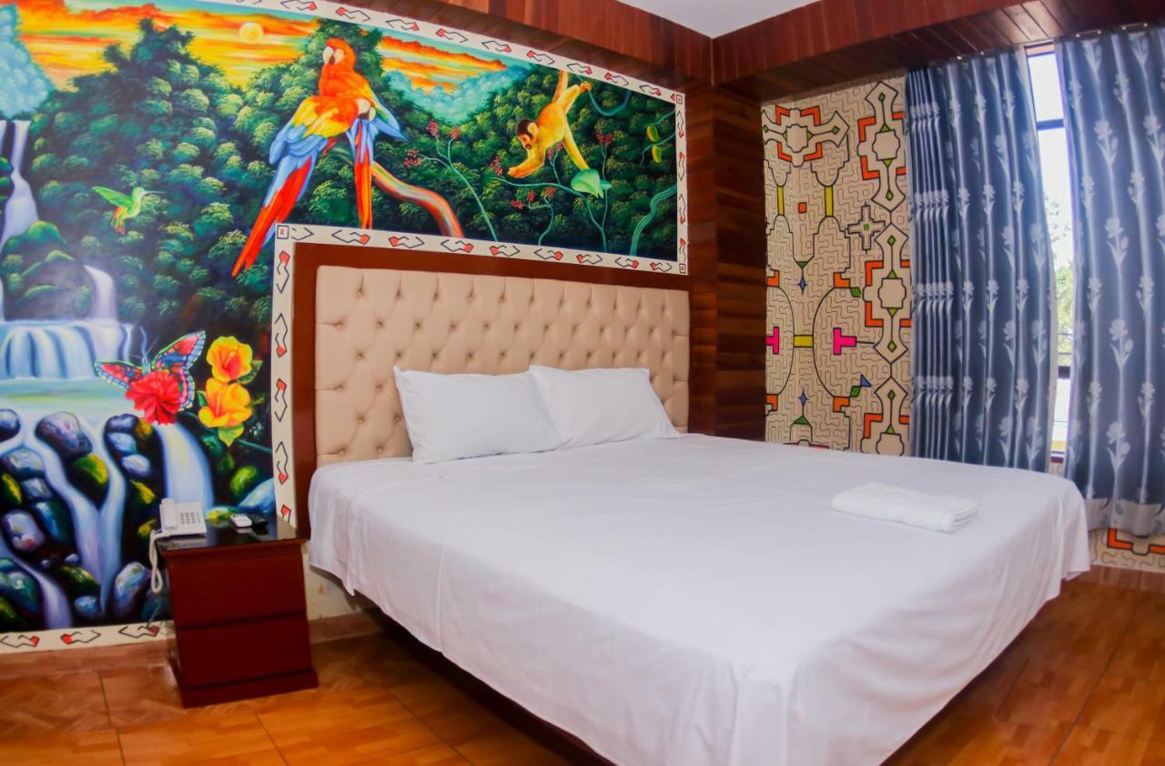 Gran Hotel Gusbet Pucallpa Exterior photo