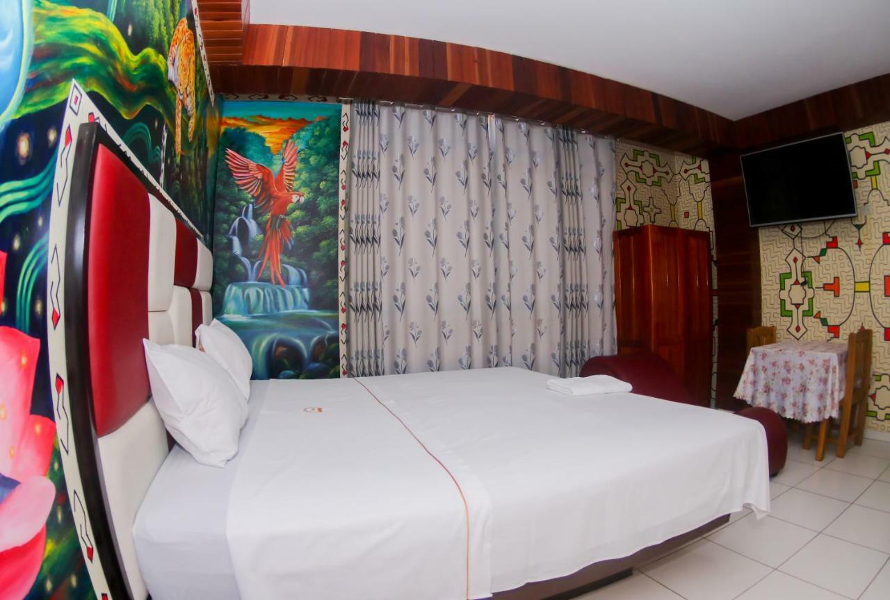 Gran Hotel Gusbet Pucallpa Exterior photo